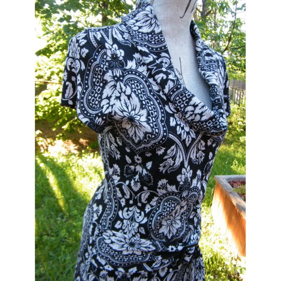 Jersey Top w Paisley Print - Picture 6 of 7
